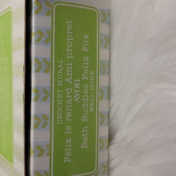 3/$25 Avon Vintage Wall Hook - Picture 4 of 4